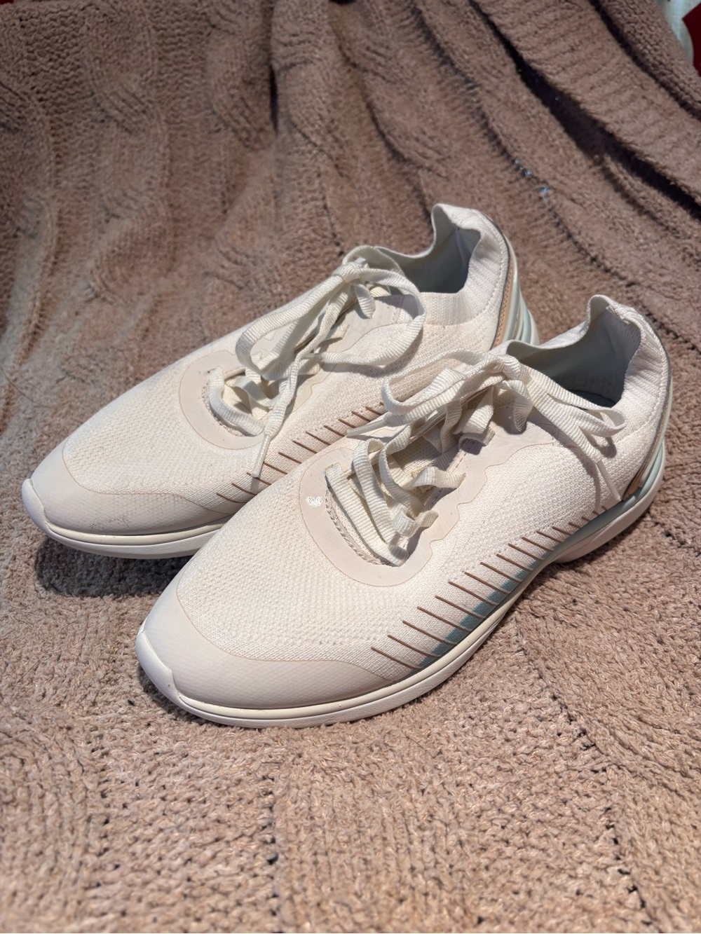 Vionic Embolden Knit Sneakers White Blue Women’s Size 7.5 US